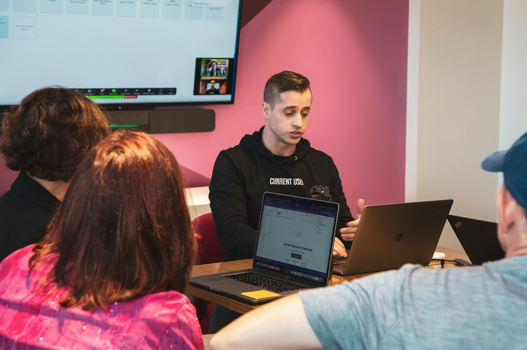 students in coding class